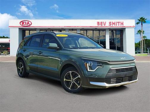 2025 Kia Niro EX