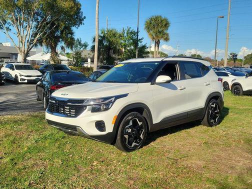 2025 Kia Seltos EX