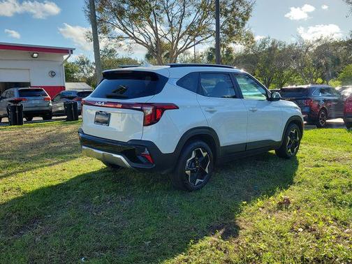2025 Kia Seltos EX