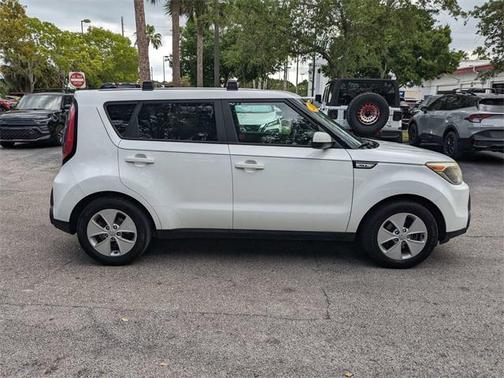 2015 Kia Soul Base