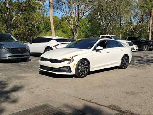 Snow White Pearl 2025 Kia K5 EX