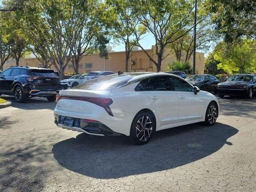 Snow White Pearl 2025 Kia K5 EX