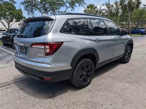 2022 Honda Pilot AWD TrailSport