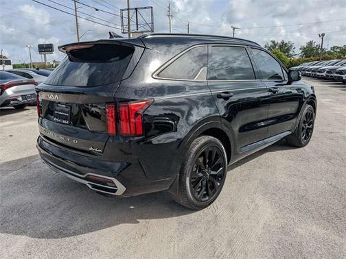 2022 Kia Sorento SX