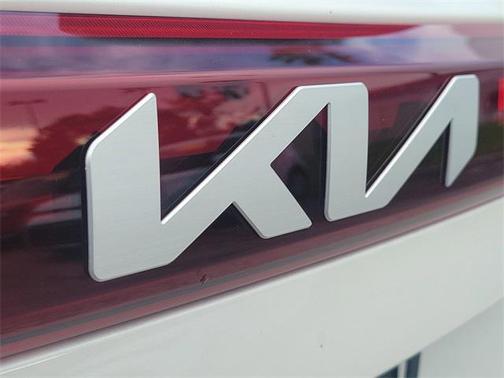 2024 Kia Seltos LX