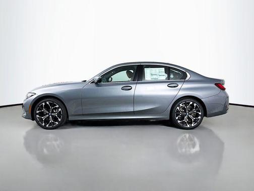 2026 BMW 330 i xDrive
