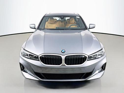 2026 BMW 330 i xDrive