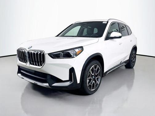 Alpine White 2026 BMW X1 xDrive28i
