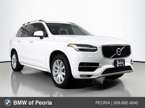 2018 Volvo XC90 T6 Momentum