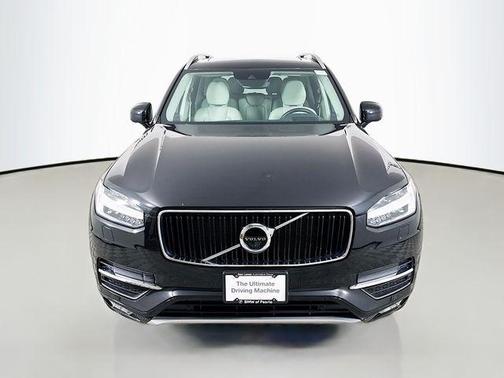 2019 Volvo XC90 T6 Momentum