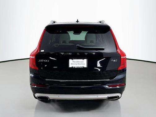 2019 Volvo XC90 T6 Momentum