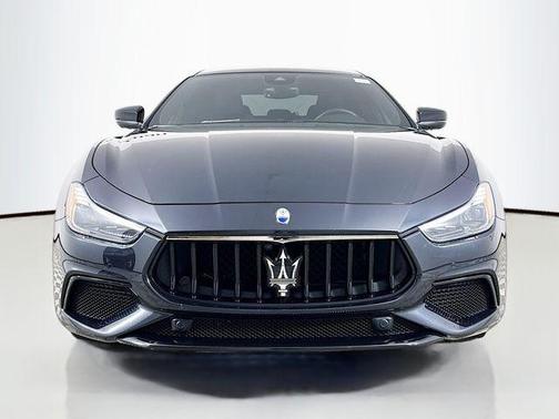 2023 Maserati Ghibli Modena Q4