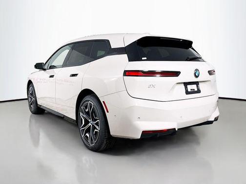 2026 BMW iX xDrive45