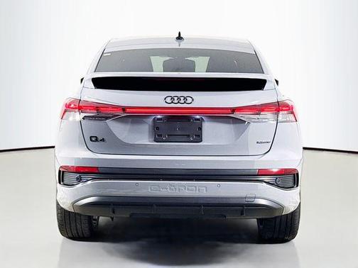 2023 Audi Q4 e-tron Prestige 50 quattro