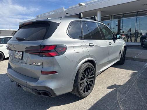2024 BMW X5 M60i