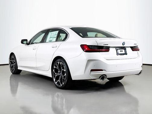 2025 BMW 330 xDrive