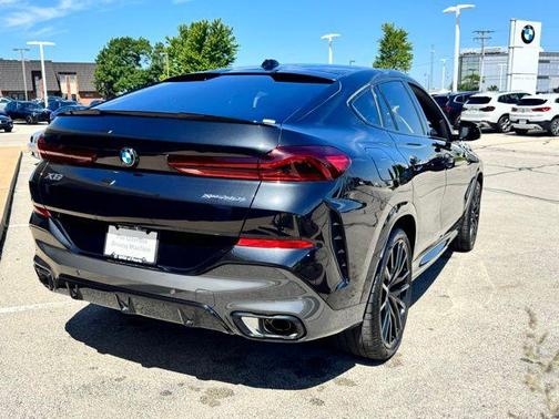 Black Sapphire Metallic 2024 BMW X6 xDrive40i