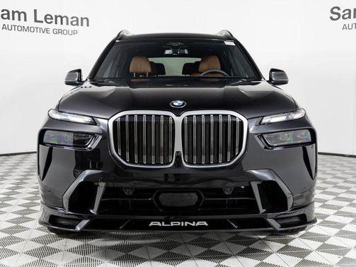 2025 BMW X7 ALPINA XB7