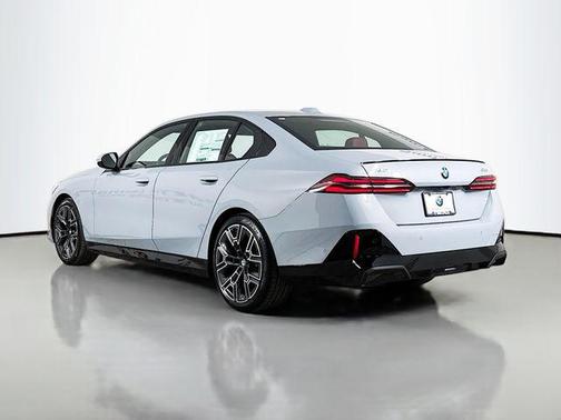 2025 BMW 530 xDrive