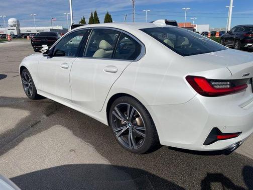 2022 BMW 330 xDrive