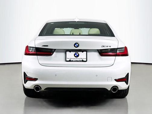 2022 BMW 330 xDrive