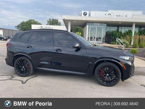 2025 BMW X5 M60i