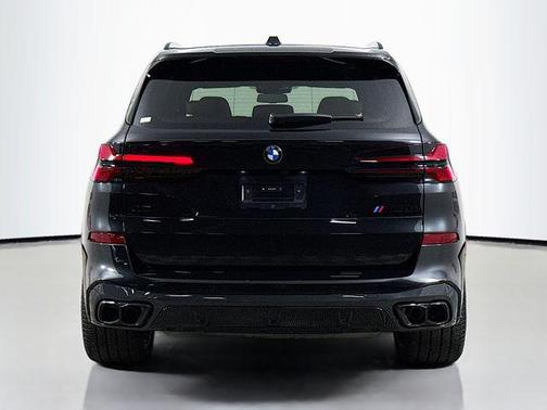 2025 BMW X5 M60i