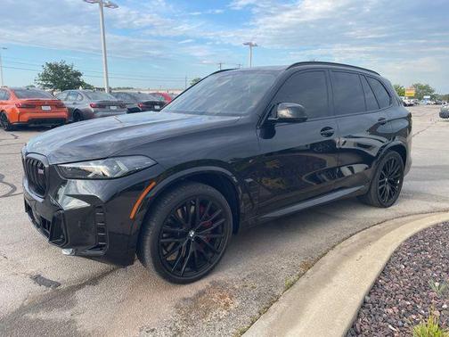 2025 BMW X5 M60i