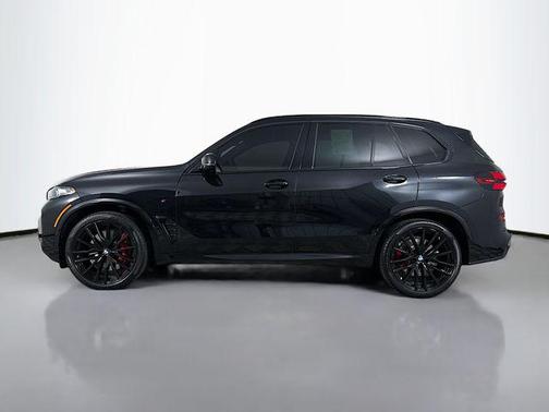 2025 BMW X5 M60i