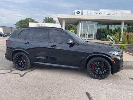 2025 BMW X5 M60i