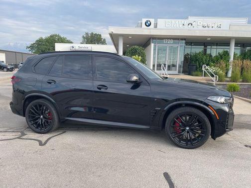 2025 BMW X5 M60i