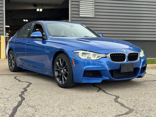 Estoril Blue Metallic 2017 BMW 340 340i