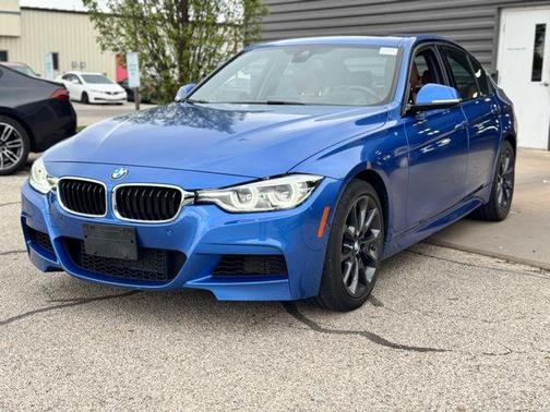 Estoril Blue Metallic 2017 BMW 340 340i