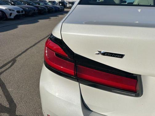 2022 BMW 530 i xDrive