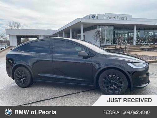 2023 Tesla Model X Standard Range