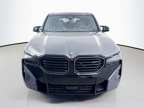 2025 BMW XM Base