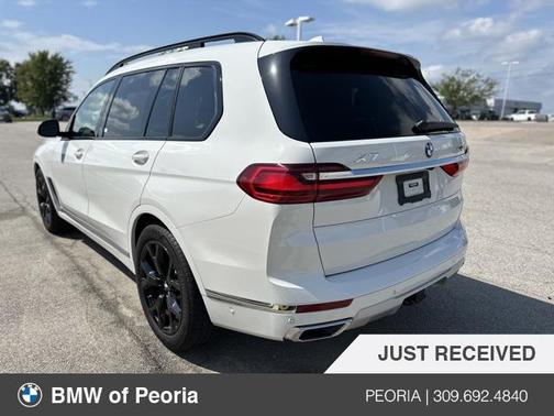 2022 BMW X7 xDrive40i