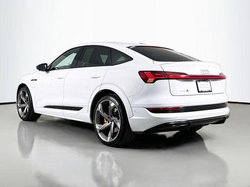 2023 Audi e-tron S Sportback Premium Plus quattro
