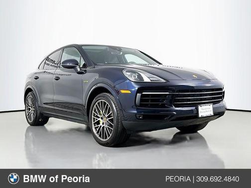 2022 Porsche Cayenne Platinum Edition