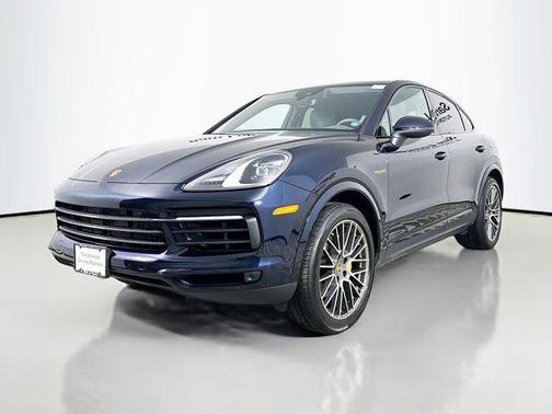 2022 Porsche Cayenne Platinum Edition