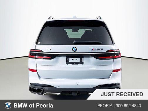 2024 BMW X7 M60i