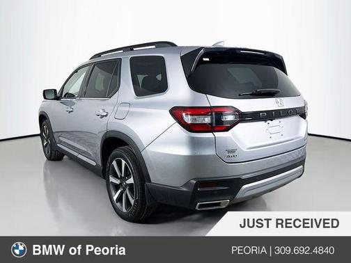 Gray 2023 Honda Pilot Touring 8-Passenger