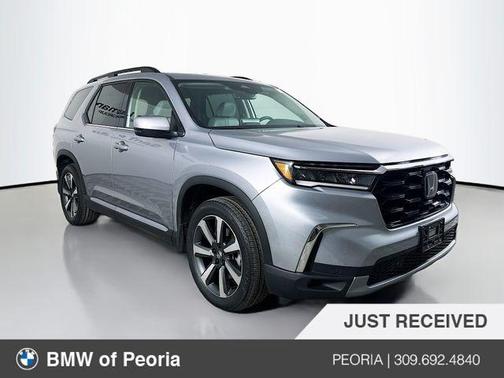Gray 2023 Honda Pilot Touring 8-Passenger