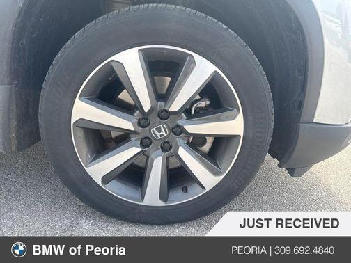 2023 Honda Pilot Touring 8-Passenger