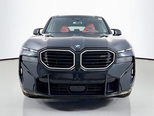 2025 BMW XM