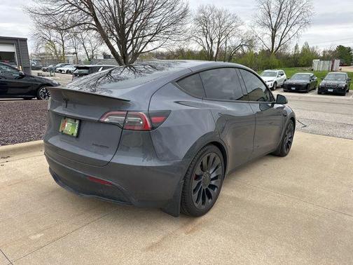 2023 Tesla Model Y Performance Dual Motor All-Wheel Drive