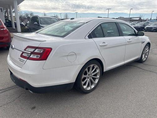 2016 Ford Taurus Limited