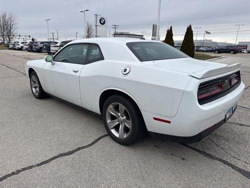 2022 Dodge Challenger SXT