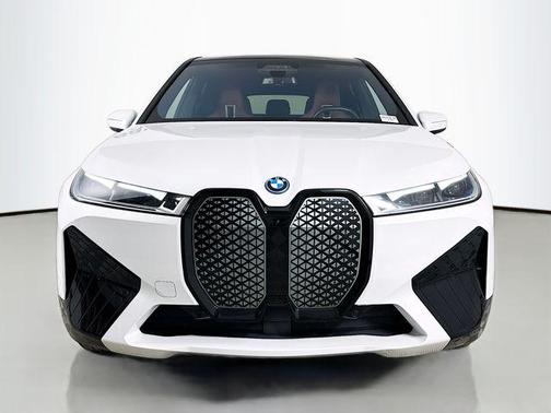2023 BMW iX M60