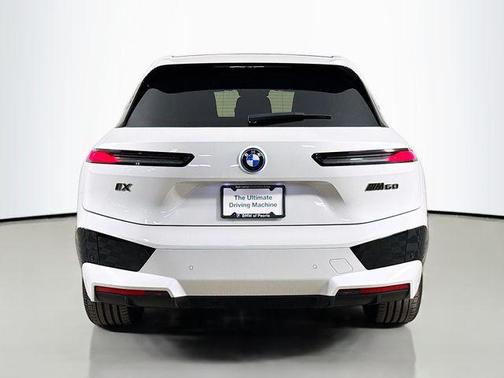 2023 BMW iX M60